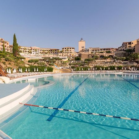 Hotel De L'Esterel Pierre & Vacances Saint-Raphael  Bagian luar foto
